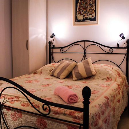 Guesthouse Kamarin Pomena Kültér fotó