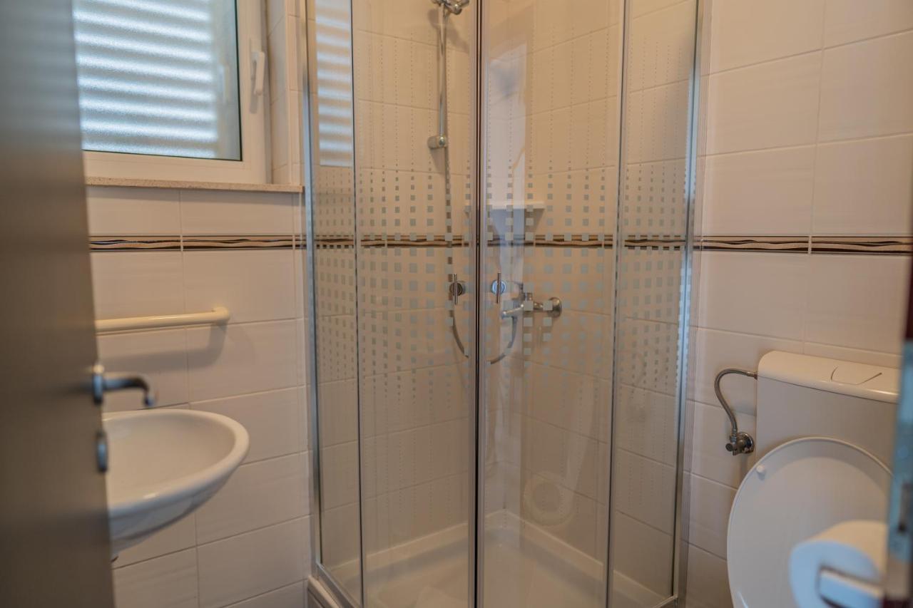 Guesthouse Kamarin Pomena Kültér fotó