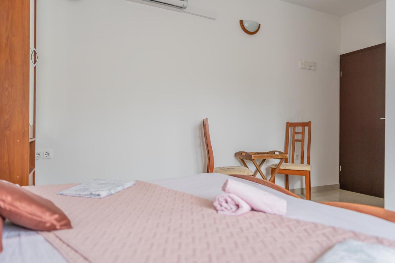 Guesthouse Kamarin Pomena Kültér fotó