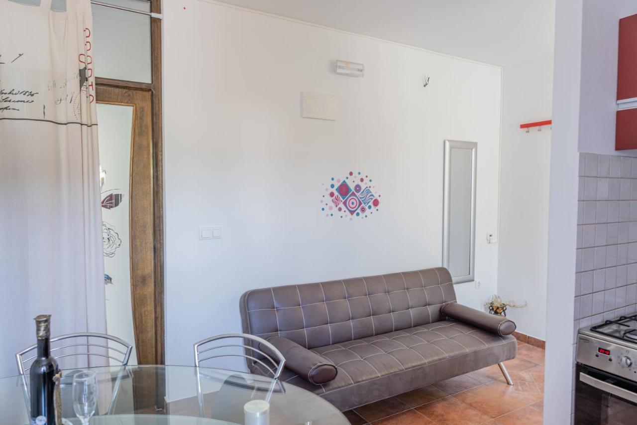 Guesthouse Kamarin Pomena Kültér fotó