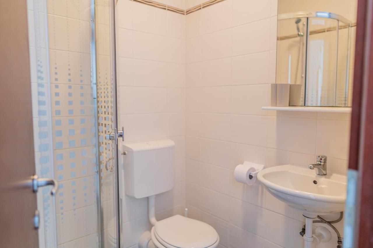 Guesthouse Kamarin Pomena Kültér fotó
